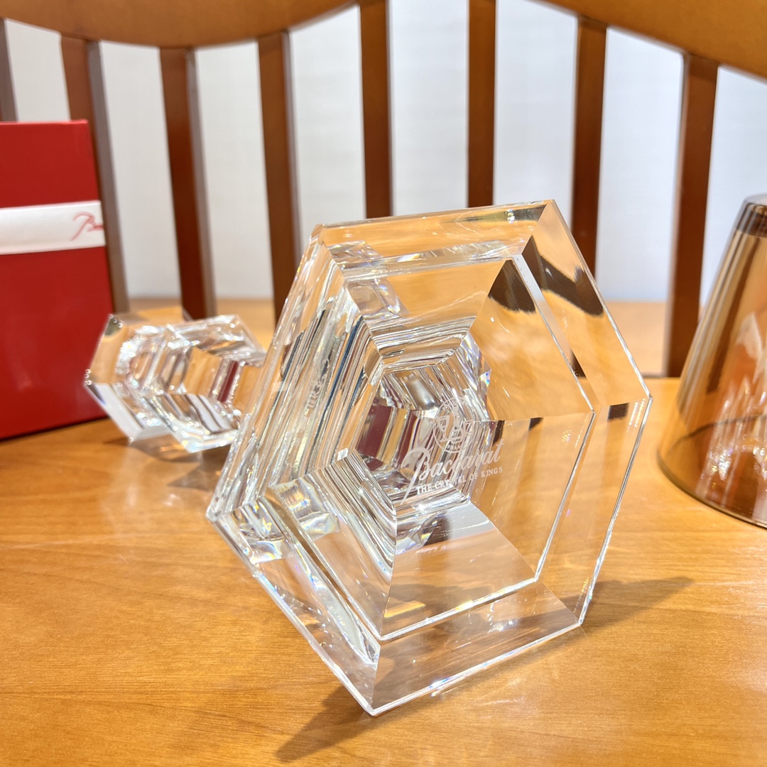 Louis Vuitton Baccarat/巴卡拉 HARCOURT哈酷系列-热情之火烛台