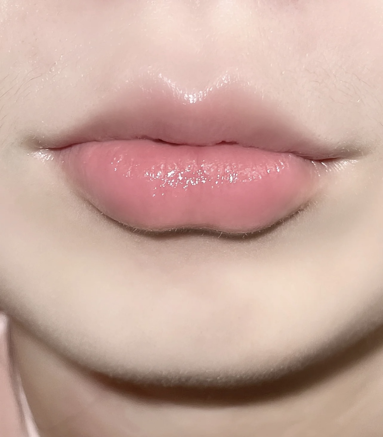 the Hermès Lip Balm features an elegant presentation and a non-sticky - Comprehensive 4