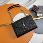 Yves Saint Laurent Tassen Schoudertas Beste kwaliteit nep Koeienhuid Echt leer Fashion Kettingen 1 Yves Saint Laurent Tassen Schoudertas Beste kwaliteit nep
Koeienhuid Echt leer Fashion Kettingen