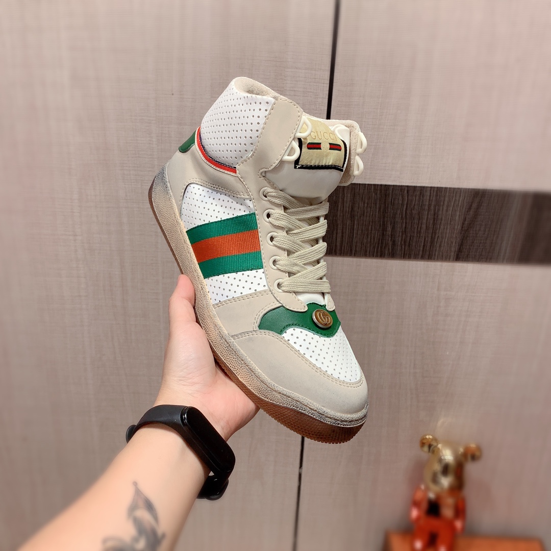 I5 高帮 Gucci  古奇   最新爆款休闲鞋，顶端品牌奢侈～代购，顶级～质量。玉专柜同卖产品鞋面選用进口透气做旧脏脏牛皮搭配材质透气毛巾布内里精细做工。原版个性时尚柔软橡膠耐磨防滑大底，上脚轻巧舒适，实物拍摄實物更好看，广州码: 38-44。