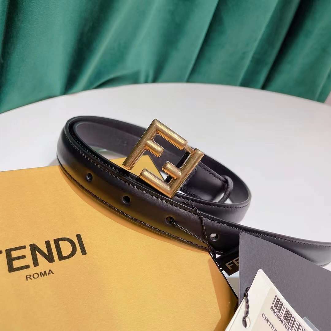 顶级FD芬迪带圈环的窄腰带配Fend