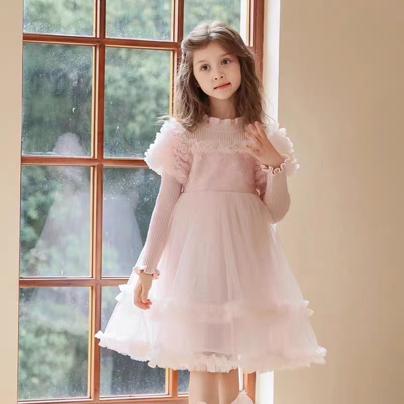 Luxurious and Stylish 2022 Miu Autumn Winter Sweaters: Customized and Crafted! - 图片 1