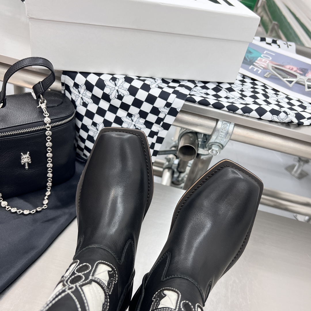 Stylish and Comfortable Sheepskin Boots for Autumn and Winter Fashion - 图片 5