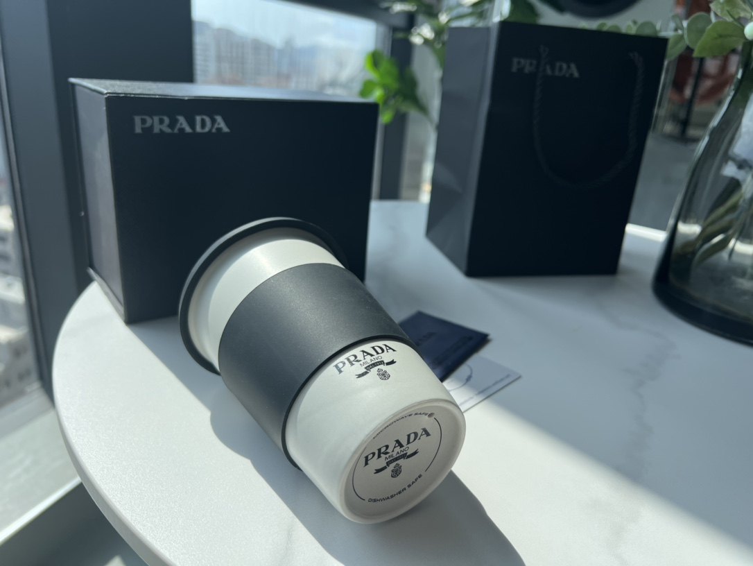 Prada is an Italian luxury fashion house founded in Milan in 1913 by - Comprehensive 2
