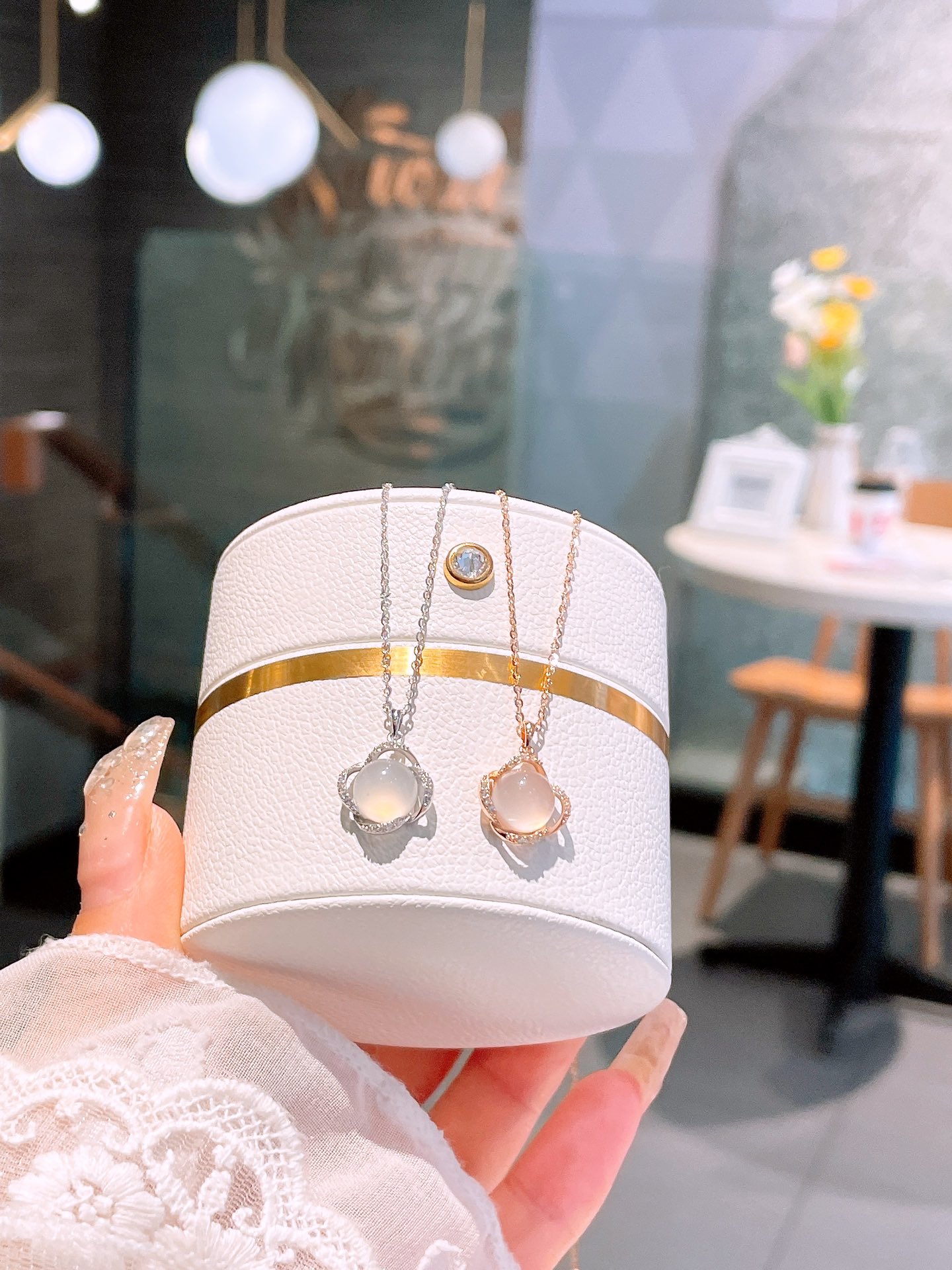 繊細ファインシルバーネックレスゴールド ウェディング