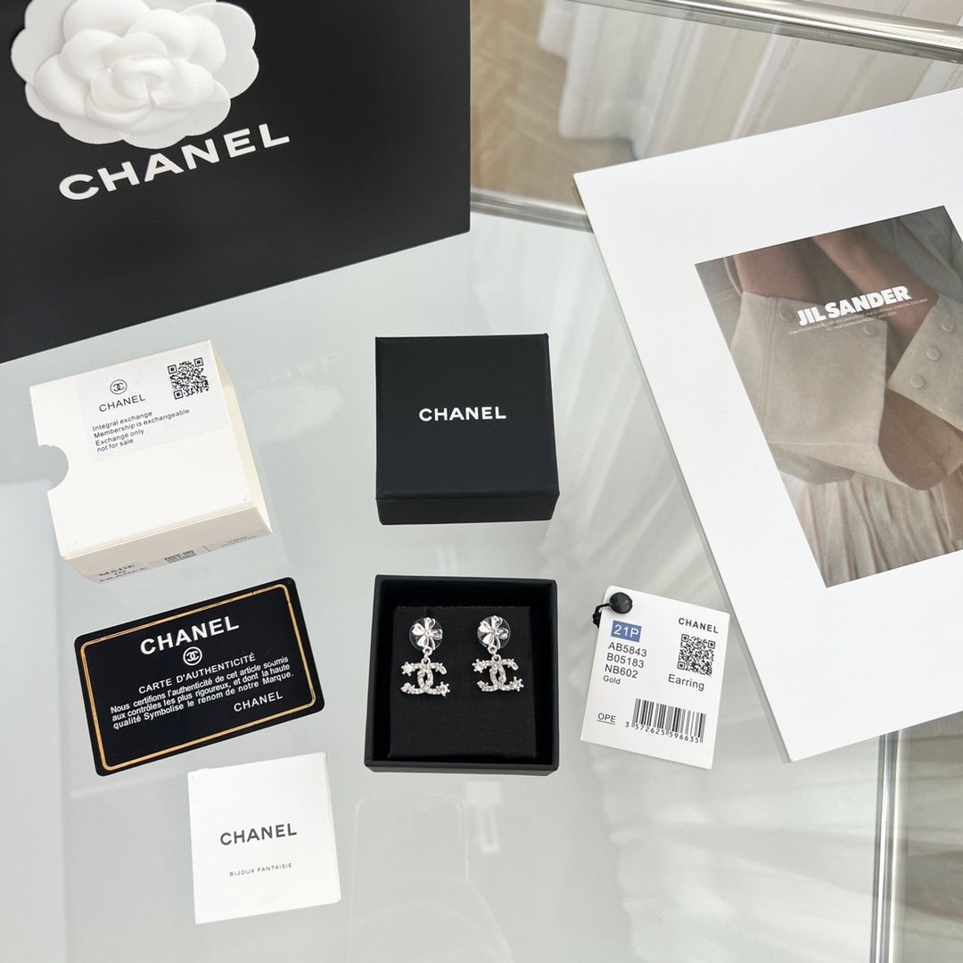 新款☑️CHANEL香奈儿c1双c四叶草耳钉耳环