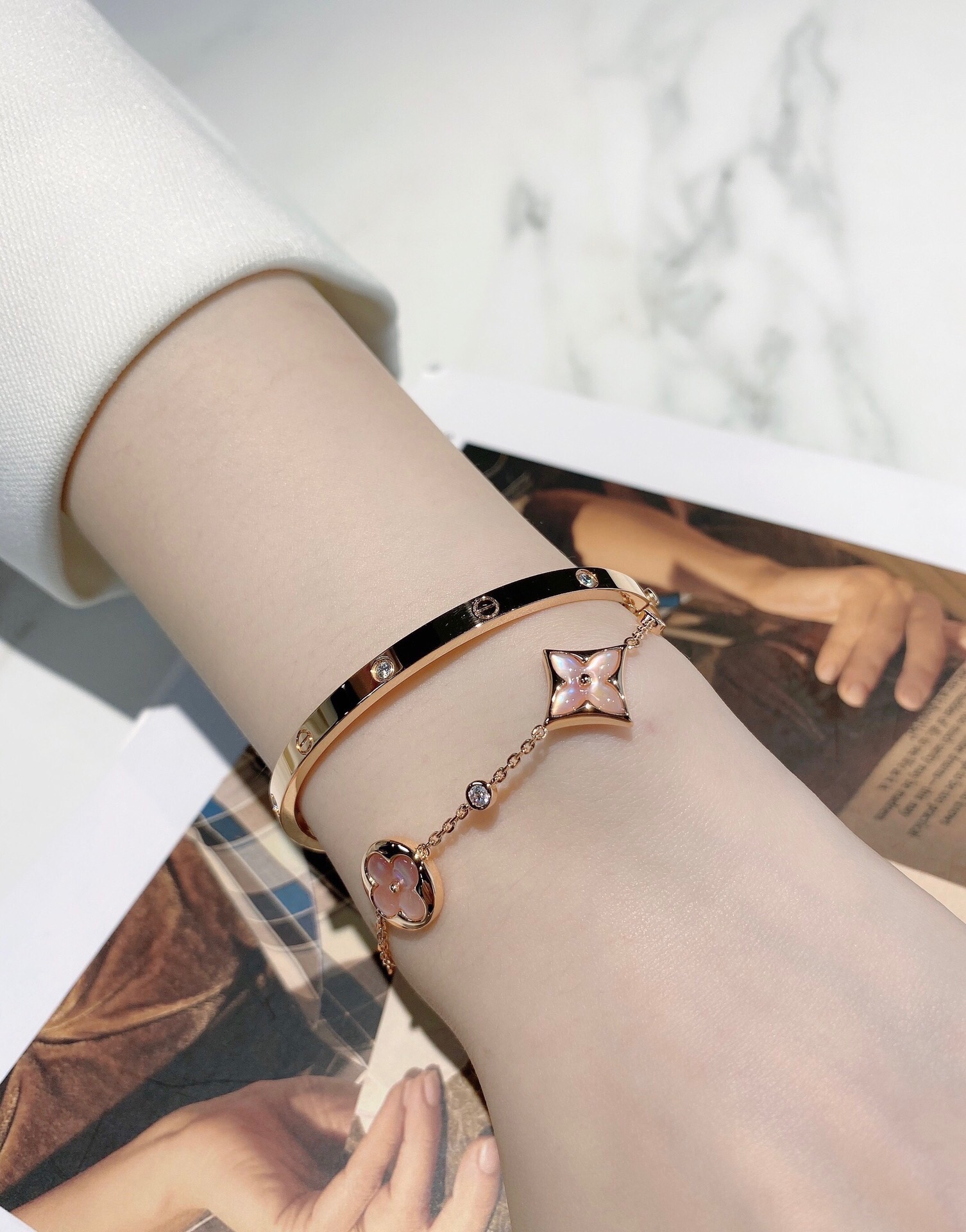 Cartier 款窄版6钻手镯