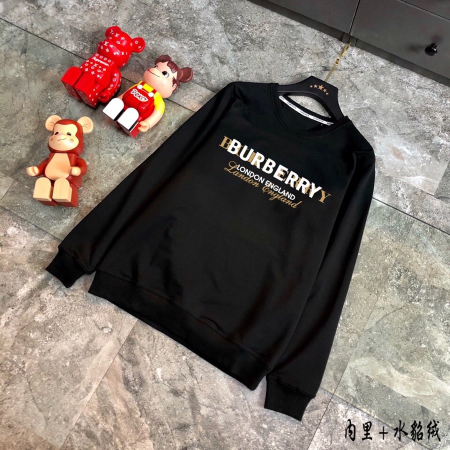 NO:743549,Velvet style. Couple style wears 220 pounds. Good news for fat people. Size M-4XL. Burberry. Mink velvet lining. Original quality. 2026 latest velvet sweatshirt. Selected counter custom-made top-grade mercerized cotton sweatshirt imported fabrics. All details are perfectly made and reproduced 1:1. Restore to 100% authentic. Original hardware. High-end customized accessories. Original factory label. The upper body effect is great!  (Girls wear S, size 175/150 pounds is recommended to wear L),,burberry,burberry,hoodie,sweatshirts,19860909加绒款 情侣款穿220斤 胖子福音 码数M-4XL 巴宝莉 Burberry 内里水貂绒 原单品质 2026最新款加绒卫衣 精选专柜订制顶级丝光棉卫衣进口面料 所有细节做工完美1比1复刻 还原正品百分百 原版五金 高端订制辅料 原厂原标 上身效果超赞！( 女生穿S,码数建议175/150斤穿L ),,burberry,burberry,hoodie,sweatshirts,,Men's clothing