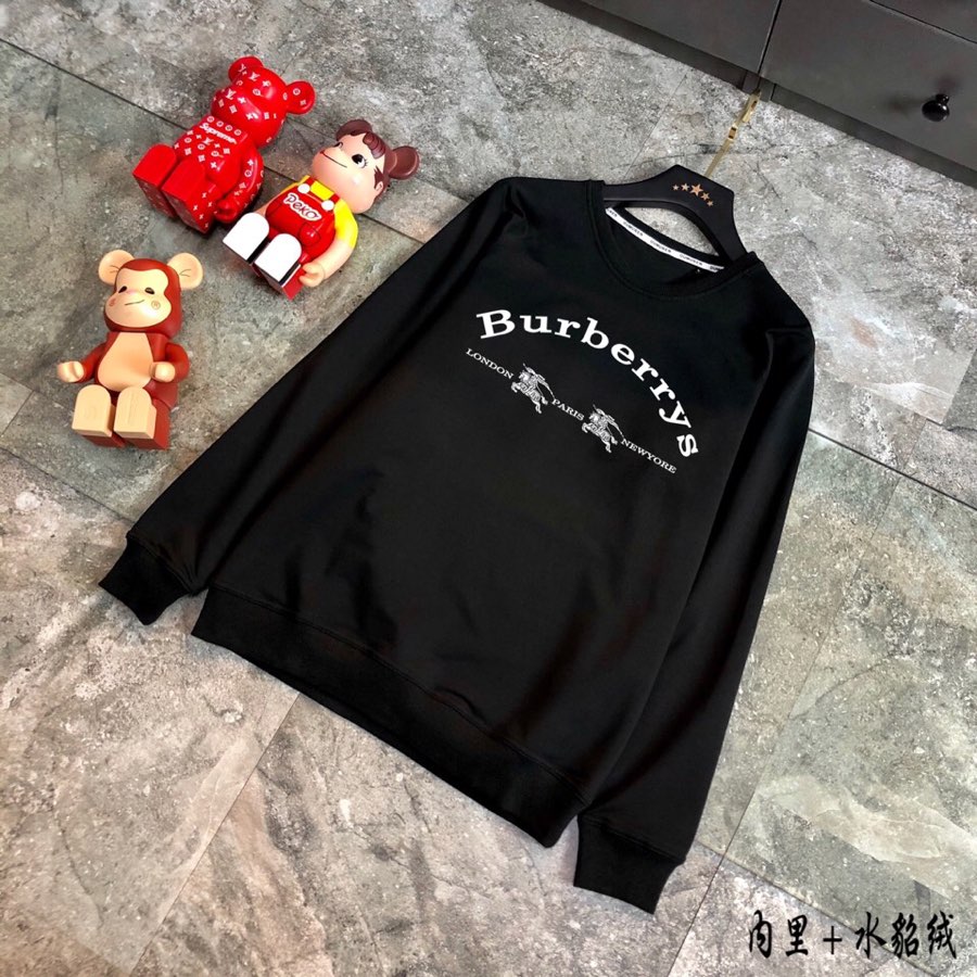 NO:116416,Fleece-added couples wear 220 pounds. Fatty Gospel. Number M-4XL Burberry Burberry Mian Fleece. Original quality. The latest 2025 fleece sweatshirt. Selected counters to customize the top mercerized cotton sweatshirt imported fabric. All details are perfectly crafted 100% replica. Restore the authenticity. Original hardware. High-end customized auxiliary materials. Original original mark. The upper body effect is excellent!  (Girls wear S, size number is recommended to wear L for 175/150 catties), burberry, burberry, hoodie, sweatshirts, alexander wang19860909加绒款 情侣款穿220斤 胖子福音 码数M-4XL 巴宝莉 Burberry 内里水貂绒 原单品质 2025最新款加绒卫衣 精选专柜订制顶级丝光棉卫衣进口面料 所有细节做工完美1比1复刻 还原正品百分百 原版五金 高端订制辅料 原厂原标 上身效果超赞！( 女生穿S,码数建议175/150斤穿L ),,burberry,burberry,hoodie,sweatshirts,alexander wang,Men's clothing