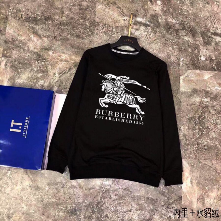 NO:117884,Fleece-added couples wear 220 pounds. Fatty Gospel. Number M-4XL Burberry Burberry Mian Fleece. Original quality. The latest 2025 fleece sweatshirt. Selected counters to customize the top mercerized cotton sweatshirt imported fabric. All details are perfectly crafted 100% replica. Restore the authenticity. Original hardware. High-end customized auxiliary materials. Original original mark. The upper body effect is excellent!  (Girls wear S, size number is recommended to wear L for 175/150 catties), burberry, burberry, hoodie, sweatshirts, alexander wang19860909加绒款 情侣款穿220斤 胖子福音 码数M-4XL 巴宝莉 Burberry 内里水貂绒 原单品质 2025最新款加绒卫衣 精选专柜订制顶级丝光棉卫衣进口面料 所有细节做工完美1比1复刻 还原正品百分百 原版五金 高端订制辅料 原厂原标 上身效果超赞！( 女生穿S,码数建议175/150斤穿L ),,burberry,burberry,hoodie,sweatshirts,alexander wang,Men's clothing