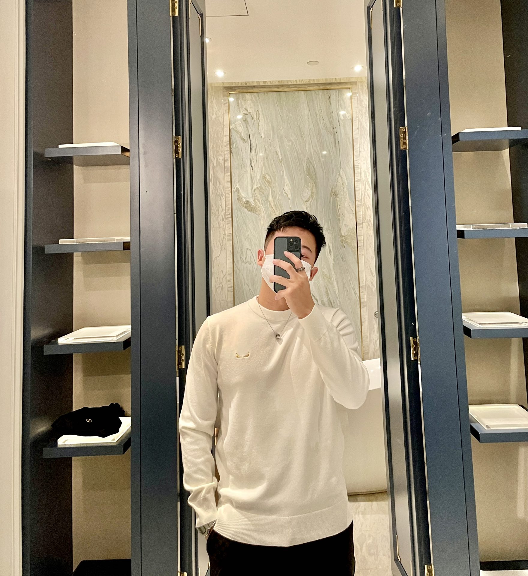 FD 2025AW秋冬新品 专柜同步 时尚别致罗纹圆领单穿打底必备款，采用羊毛混纺针织衫长袖毛衣，简约优