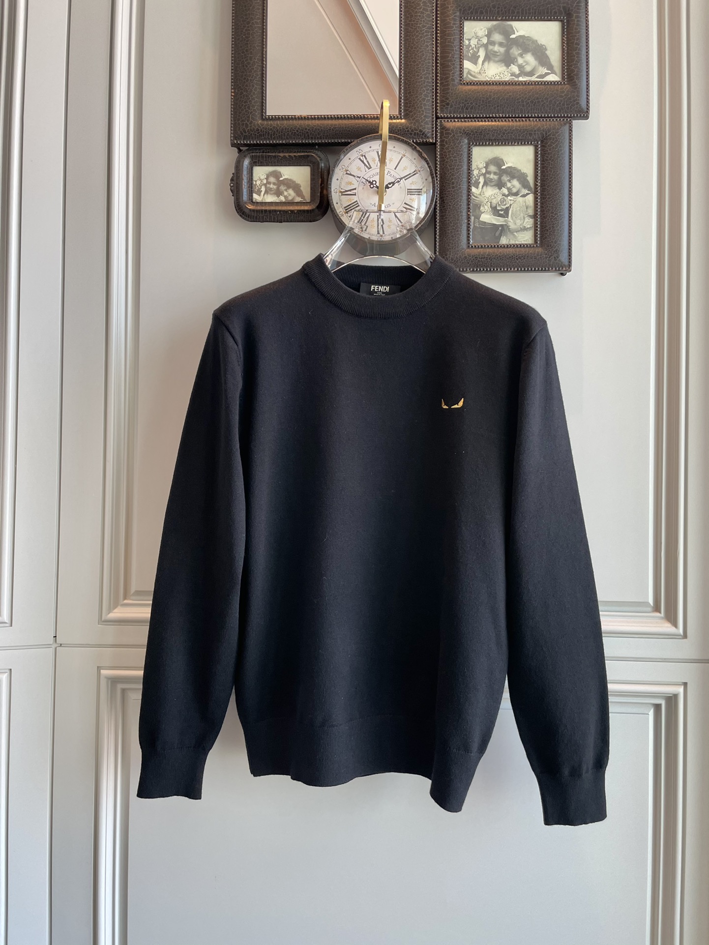 FD 2025AW秋冬新品 专柜同步 时尚别致罗纹圆领单穿打底必备款，采用羊毛混纺针织衫长袖毛衣，简约优