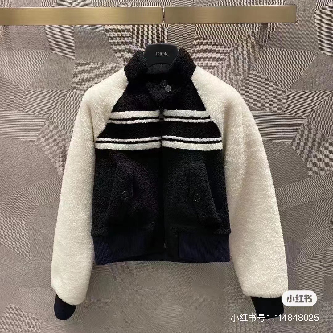 NO:638576,Wool is soft and comfortable, keeping your upper body warm!  Great value for money!  ,Dior-clothing,dior,alexander wang19860909羊毛柔软舒服,上身暖和！性价比超高！,迪奥-服装,dior,alexander wang,Women's clothing