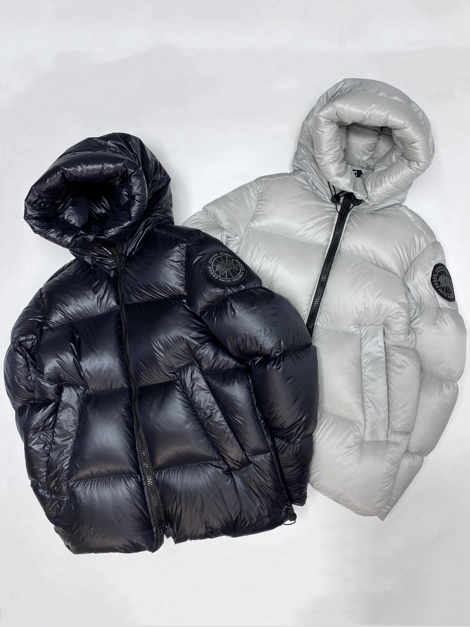 Vender diseñador de lujo en línea
 Canada Goose Ropa Chaqueta de plumón Negro Blanco Bordado Plumón ganso blanco Fashion Blusa con capucha