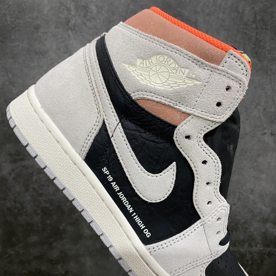 图片[7]-莞产纯原版Air Jordan AJ1灰麂皮 三文鱼555088-018 全新升级网板中底 原楦原纸板开发 极致一眼正品既视感 原厂皮料 承诺百分百一致原鞋 鞋面清洁度最高QC检验标准 控制溢胶 飞翼3D高频深度立体 全市场仅此一家 鞋盒、防尘纸 均采购来自原厂 尺码：40 40.5 41 42 42.5 43 44 44.5 45 46 47.5-选品中心