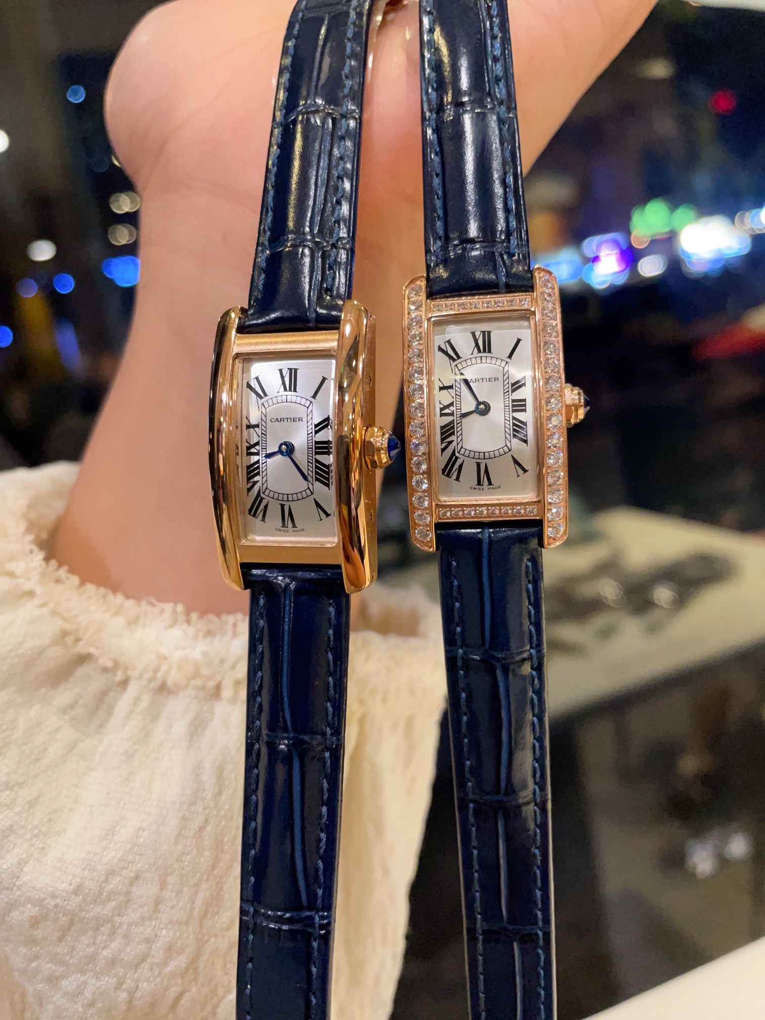 360 卡地亚-Cartier Tank Américaine腕表小号表款采用蓝宝水石