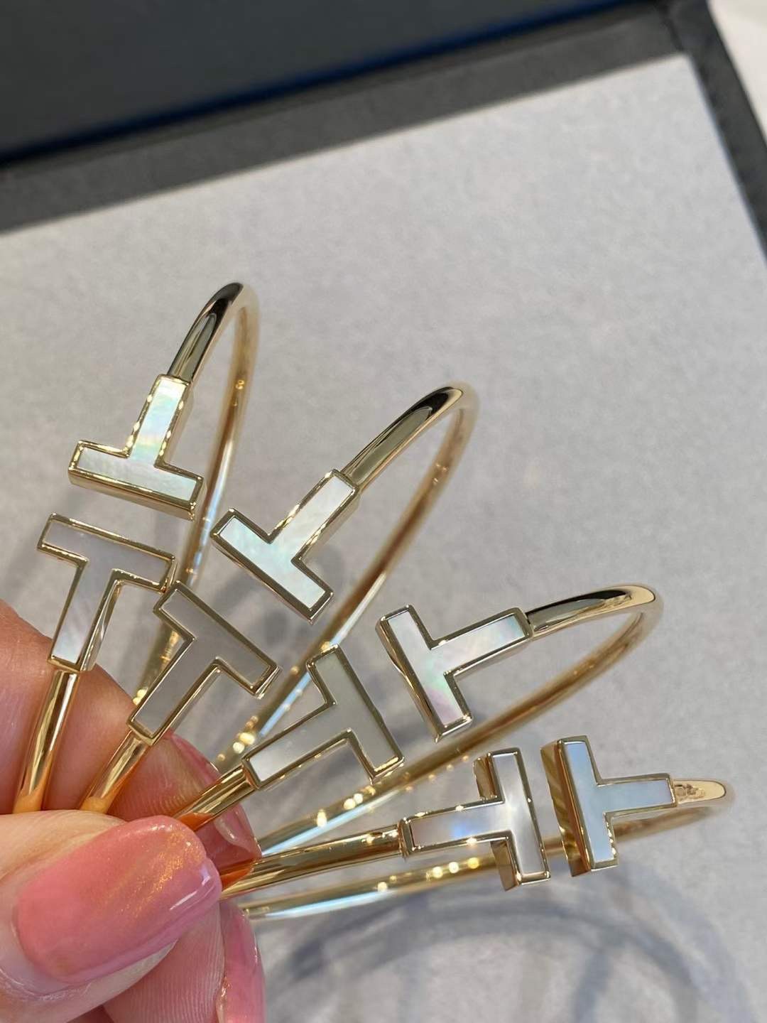 Tiffany & Co. Tiffany&Co. 白贝双t手镯
