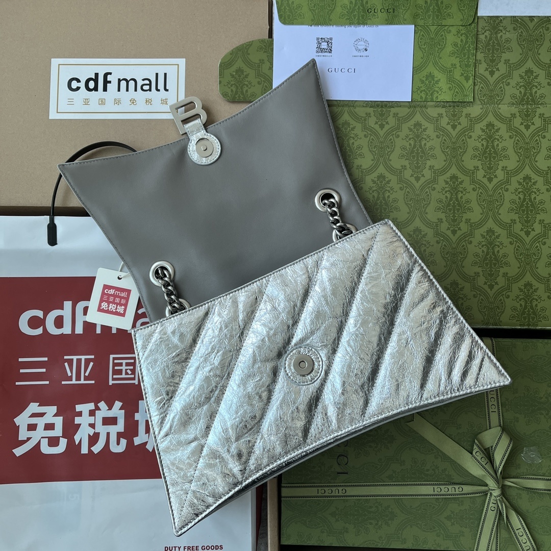原厂皮配Cdfmall三亚免税店手提袋来自巴黎世家22年秋冬系列Crush气场强大的实用型大包包强势回归