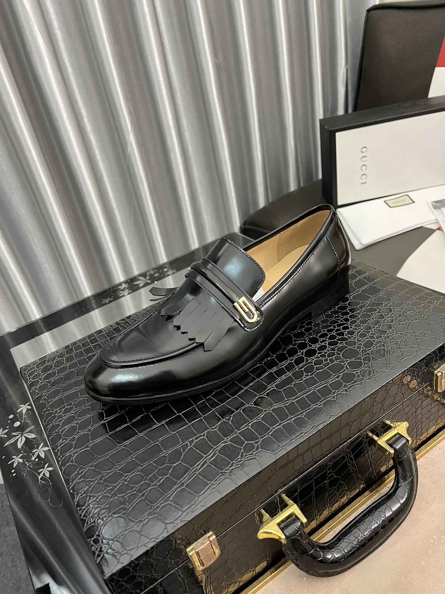 J0 Gucci  古奇  正装皮鞋 专柜最 原版进口开边上乘牛皮+进口牛皮内里+原版奢华+原版组合大底  38–443色可选