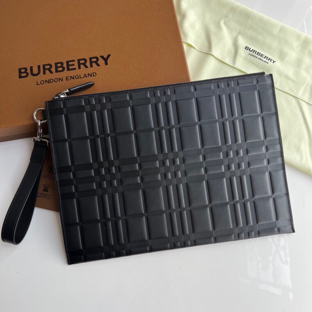 Burberry Luxury Designer Handbag Shoulder Crossbody Bag crafted in 2