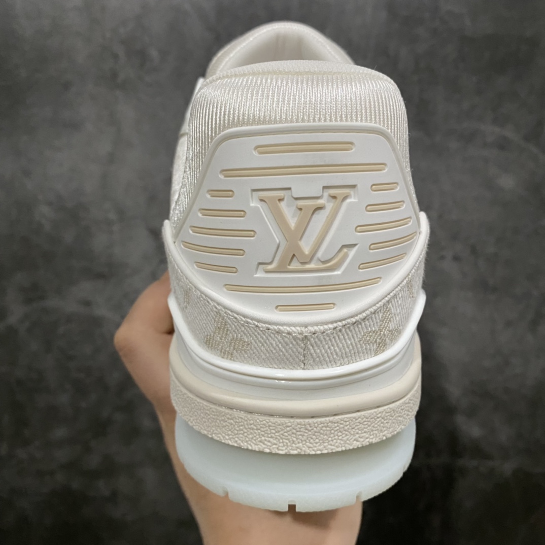 The strongest version of LV Trainer produced in Dongguan, the top version of Guangzhou in white canvas