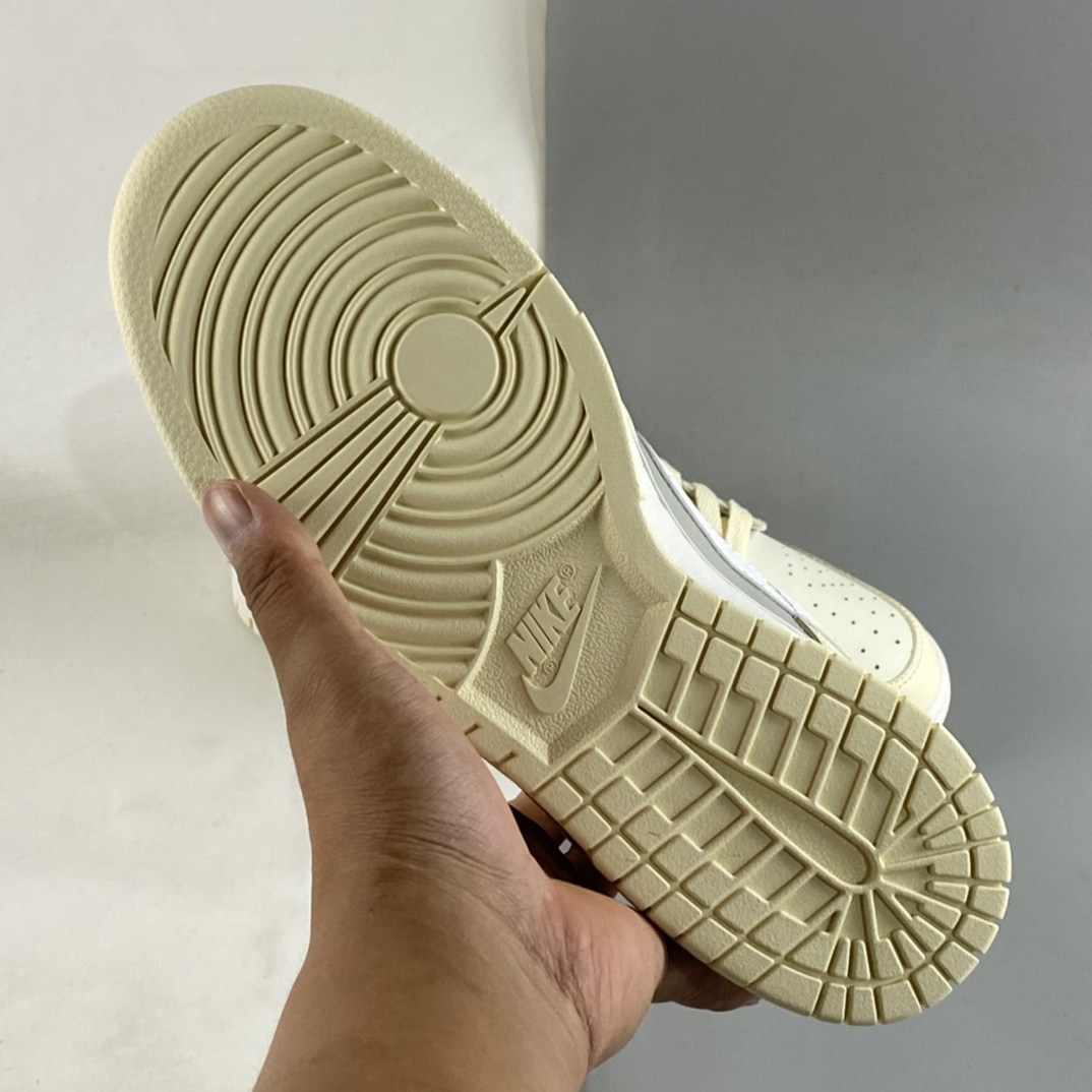 P300 Nike Dunk Low 米白英文 SB扣碎篮板时尚休闲板鞋 DD8052-112