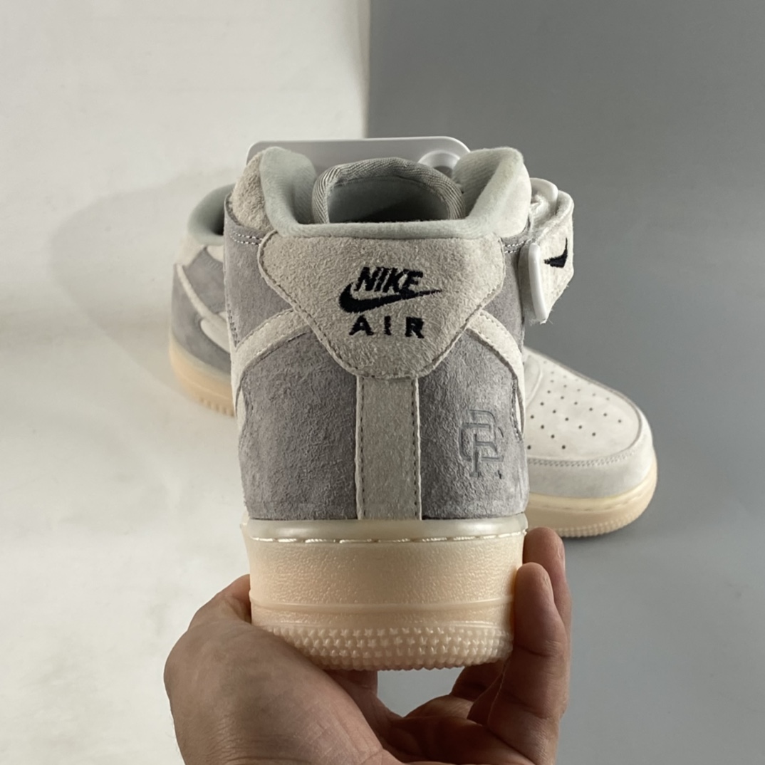 P260 Reigning Champ x Nike Air Force 1'07 Mid 卫冕冠军板鞋 807618-300