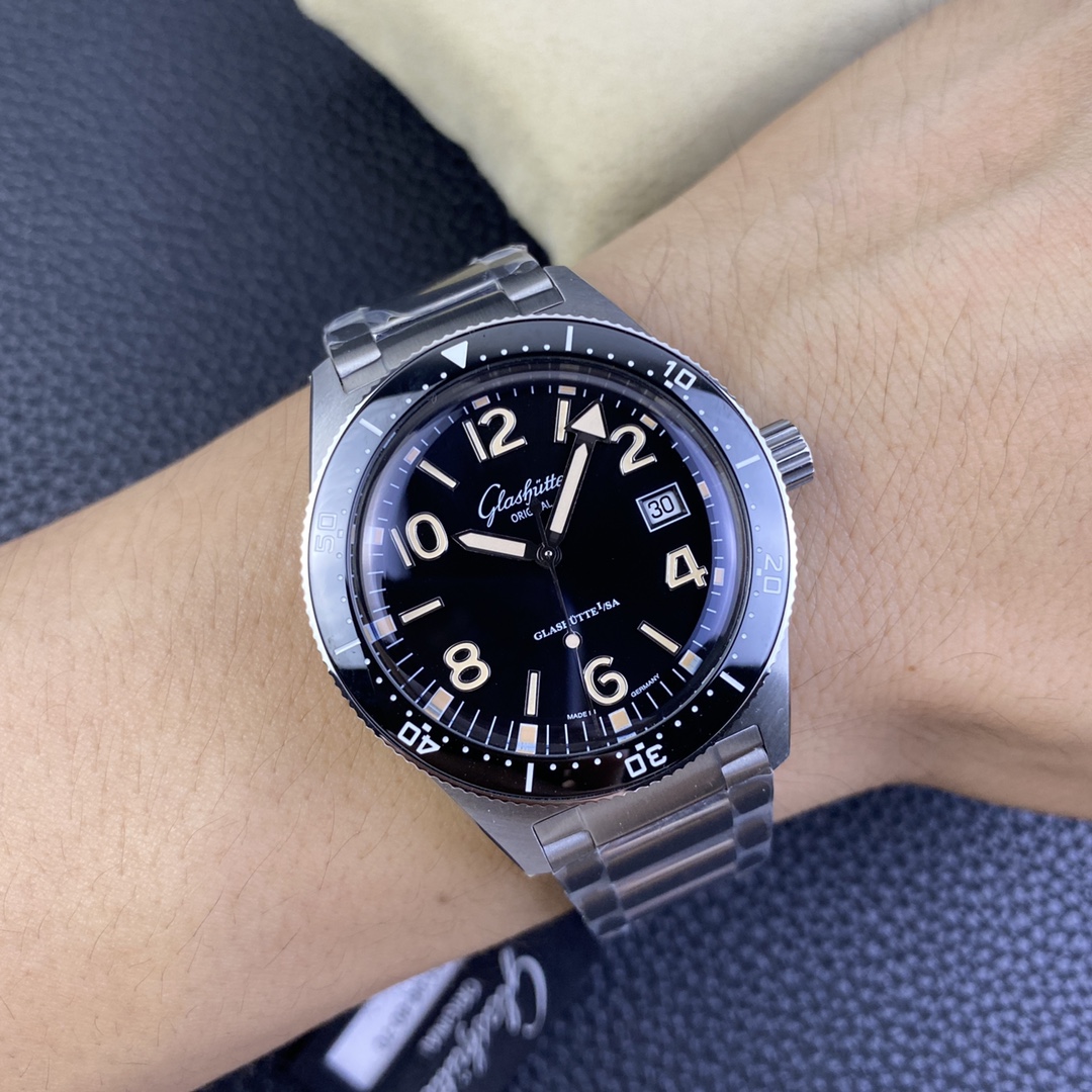[Glashütte Original Watches]