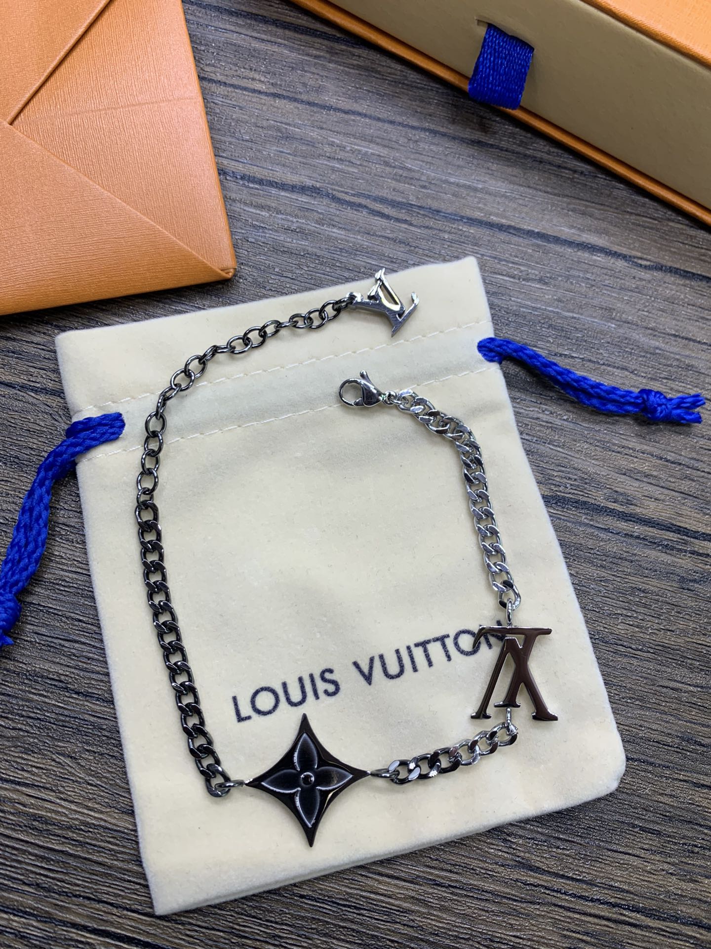 Louis Vuitton Jewelry Bracelet Luxury Cheap
 Men Spring/Summer Collection Fashion Chains M00508