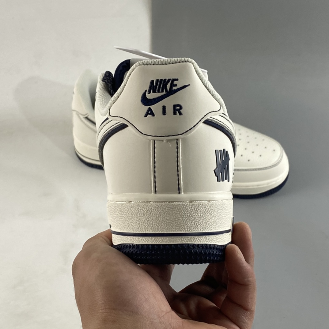 P240 Undefeated x Nike Air Force 1'07 Low 米深蓝板鞋 UN3699-033