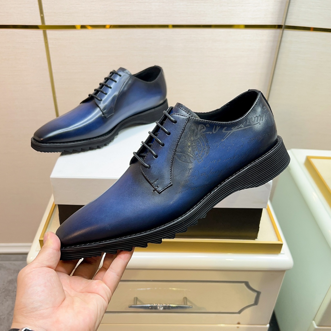 480BerlutiBerluti Zapatos de piel para hombreEste zapato excepcionalmente moderno rompe el molde con