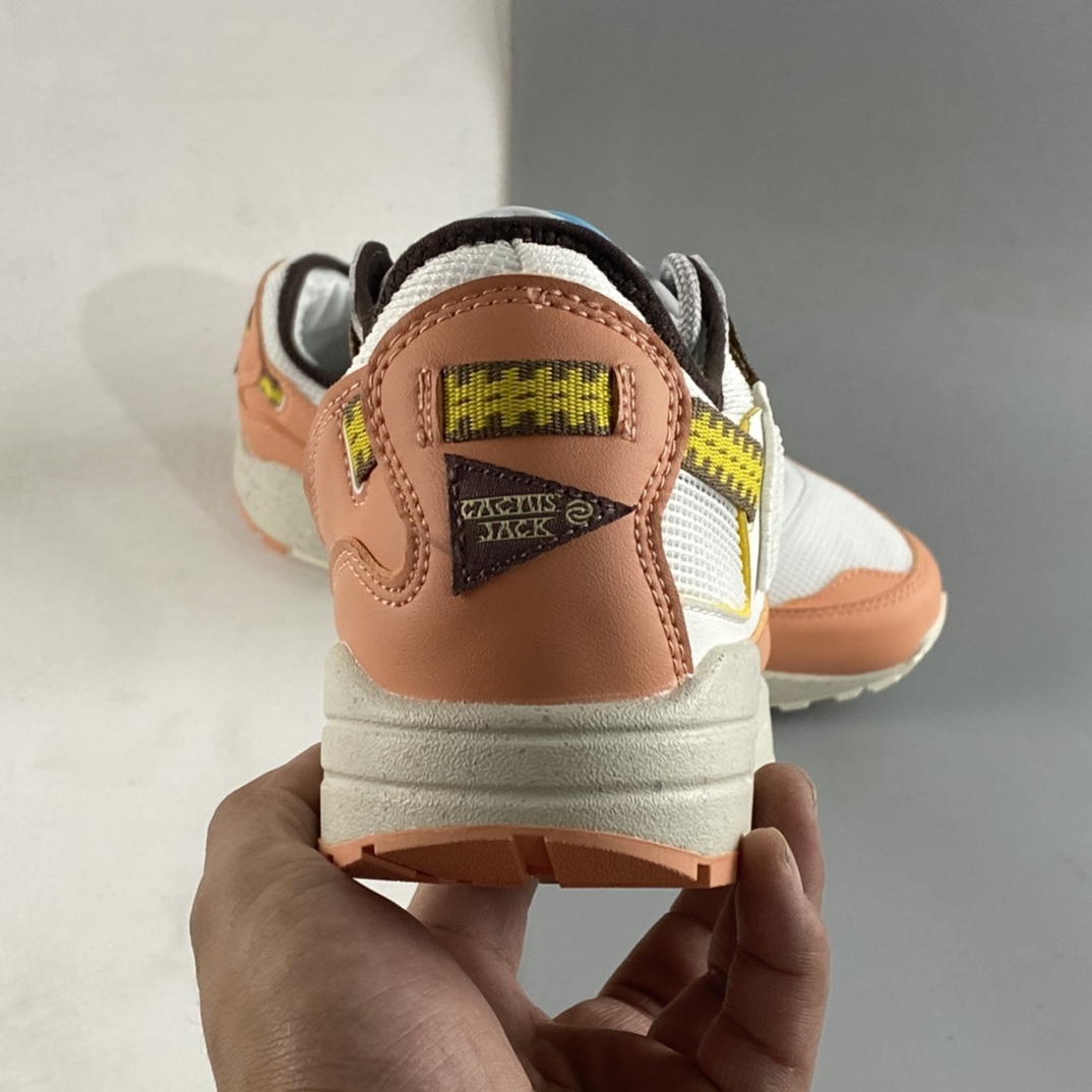 P240 Travis Scoot x Nike Air Max 1 联名款跑鞋 DO9392-800