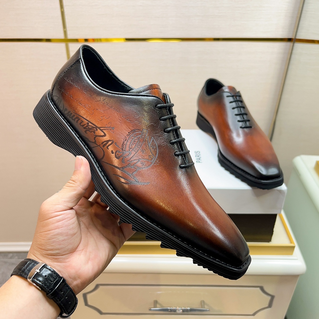 480BerlutiBerluti Zapatos de piel para hombreEste zapato excepcionalmente moderno rompe el molde con