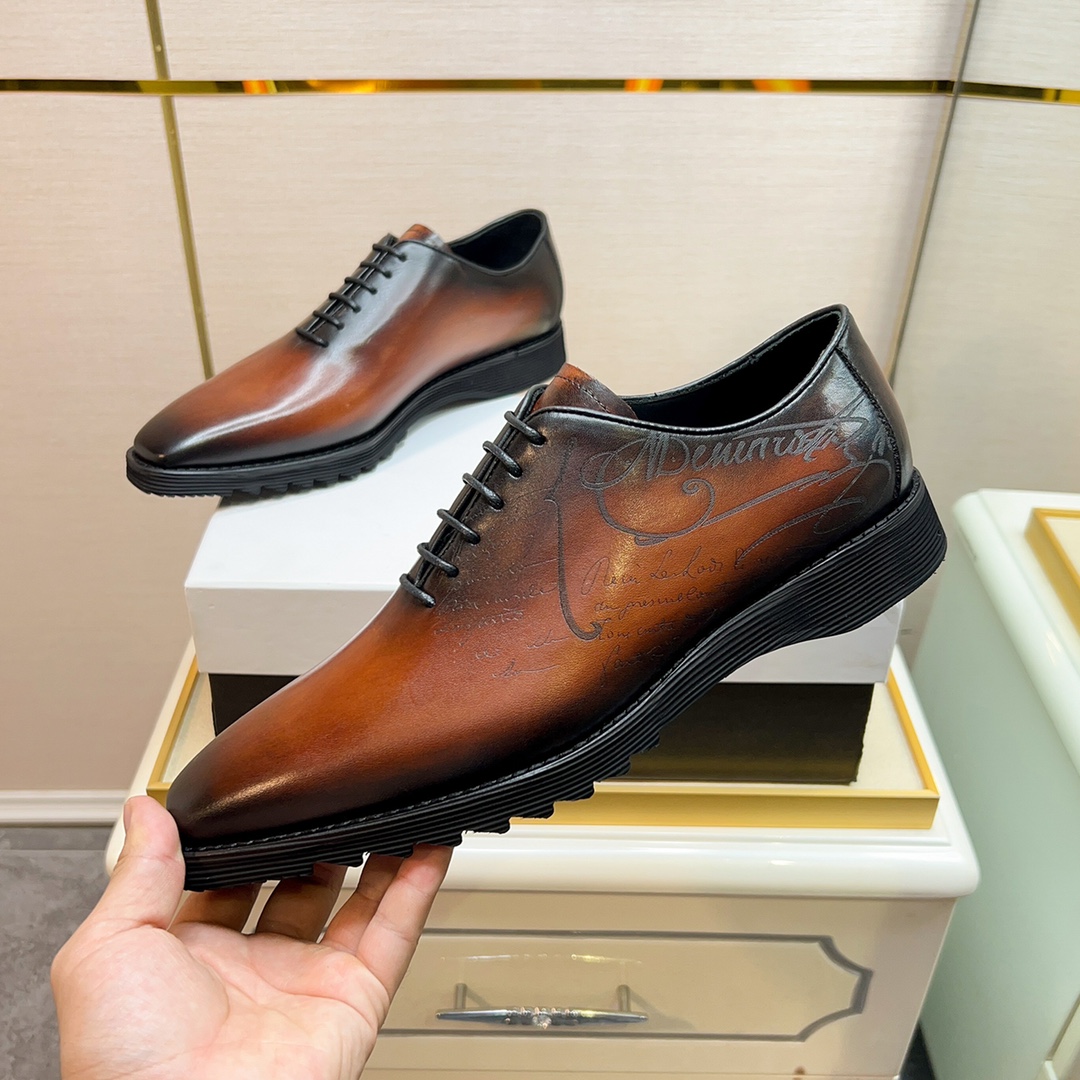 480BerlutiBerluti Zapatos de piel para hombreEste zapato excepcionalmente moderno rompe el molde con