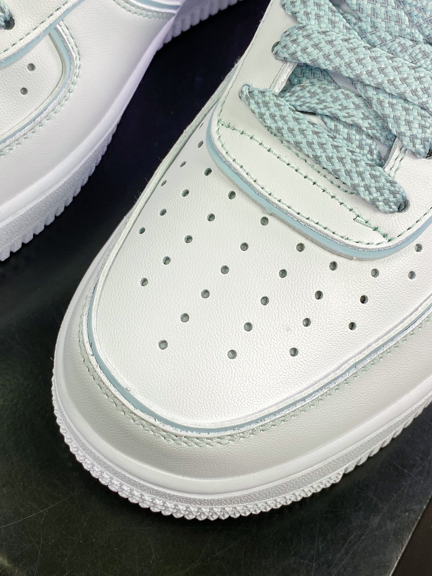 Stussy x Air Force 1′07”White/Green Laser”DT0817-029-Top High Quatity Cheap Sneakers Fashion Clothing Clothes Bags handbags Shoes of all Brand wholesale With The best Quality And Beautiful Price from China Factory Chinese suppliers wholesaler seller Stussy x Air Force 1′07”White/Green Laser”DT0817-029