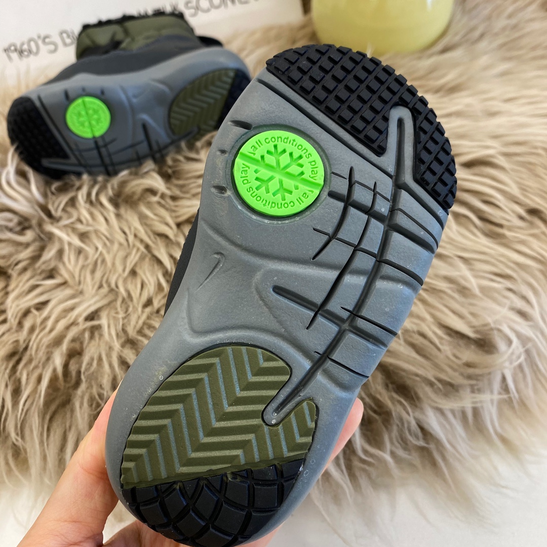 图片[6]-NK FA小飞碟雪地靴🛸24-37码 超洋气的羊羔绒小飞碟雪地靴👇🏻非常有设计感，上脚就是立马变身时尚小潮人。还很轻很软，好穿的呀！-选品中心