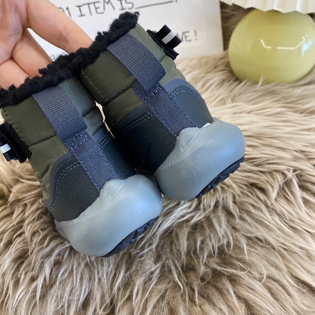 图片[5]-NK FA小飞碟雪地靴🛸24-37码 超洋气的羊羔绒小飞碟雪地靴👇🏻非常有设计感，上脚就是立马变身时尚小潮人。还很轻很软，好穿的呀！-选品中心