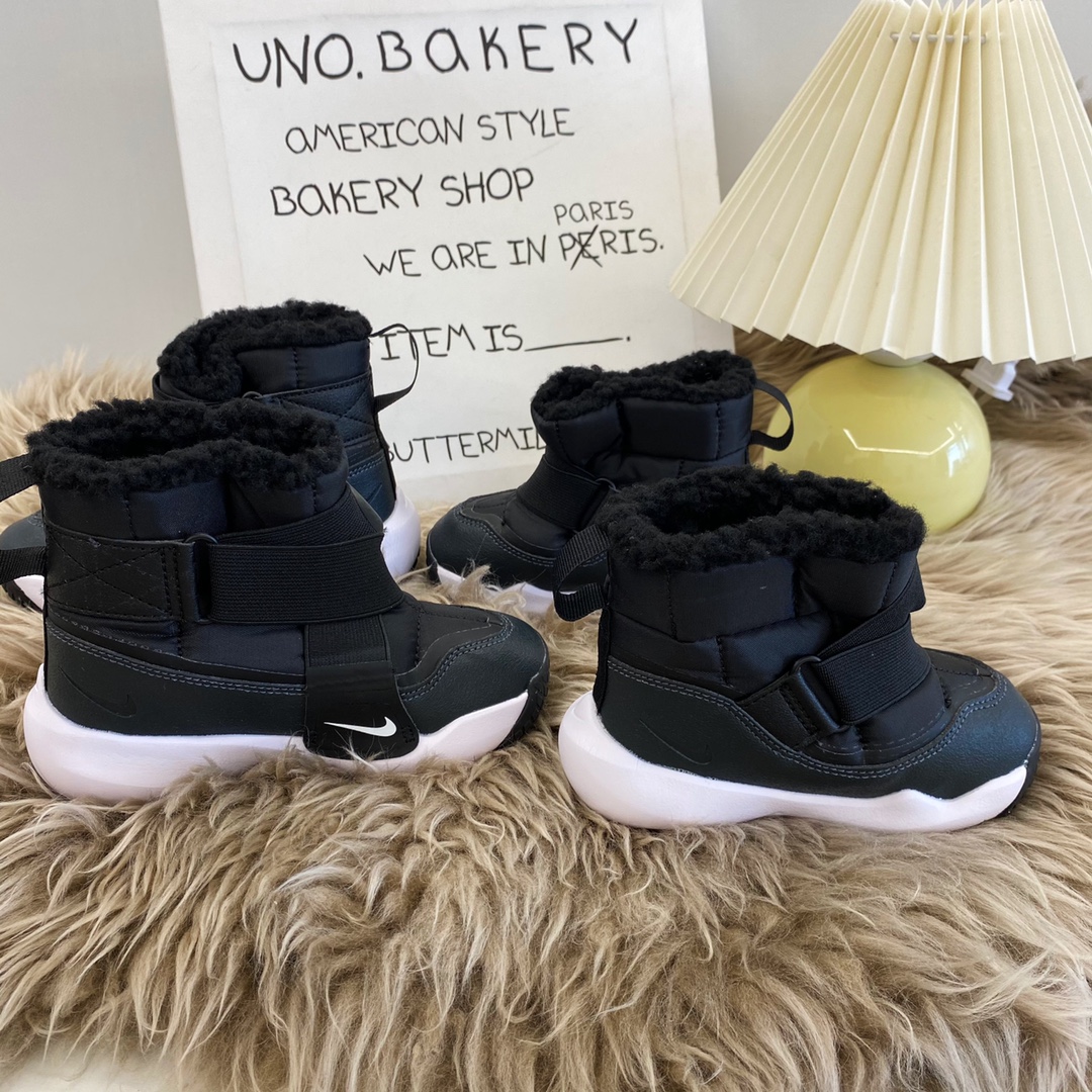 图片[9]-NK FA小飞碟雪地靴🛸24-37码 超洋气的羊羔绒小飞碟雪地靴👇🏻非常有设计感，上脚就是立马变身时尚小潮人。还很轻很软，好穿的呀！-选品中心