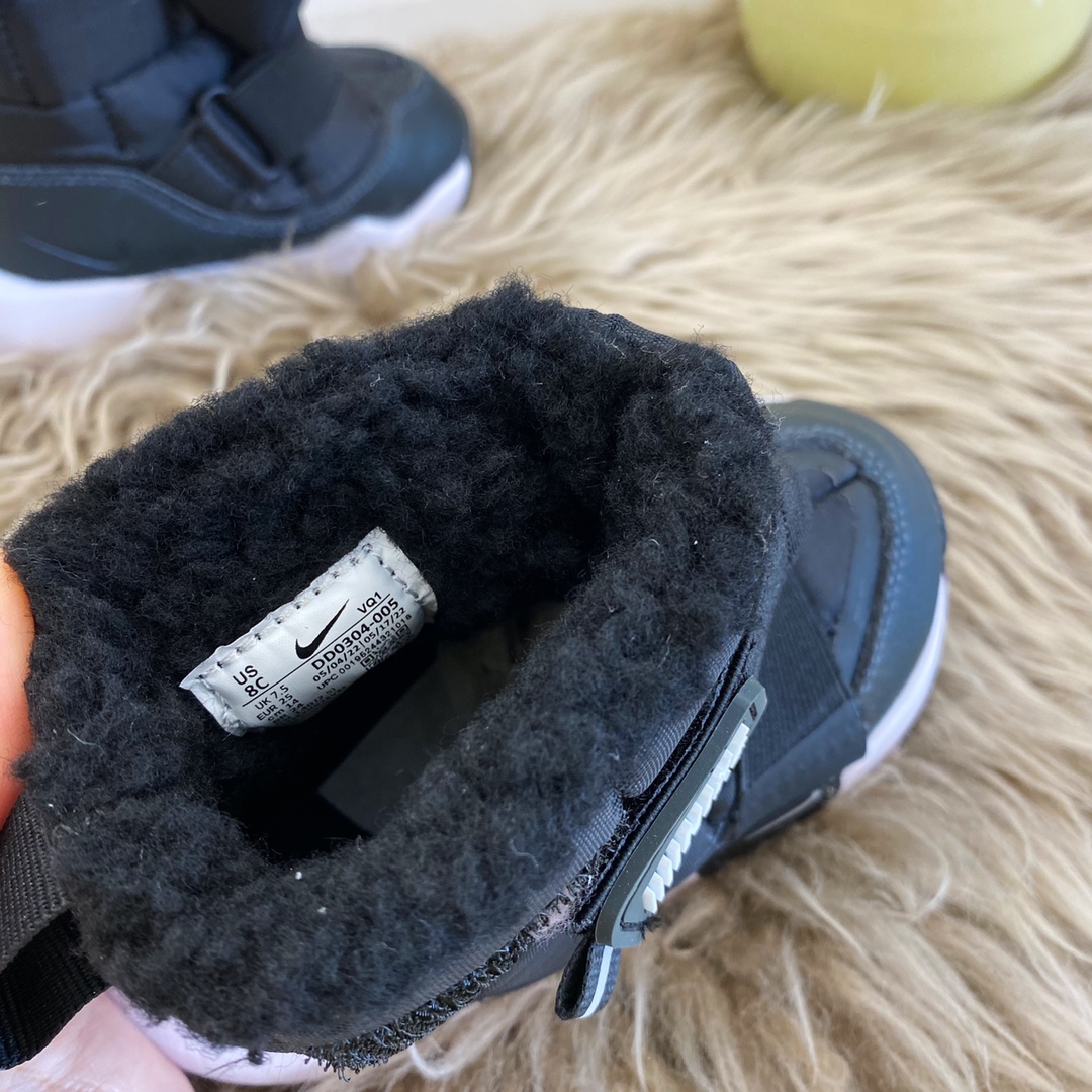 图片[7]-NK FA小飞碟雪地靴🛸24-37码 超洋气的羊羔绒小飞碟雪地靴👇🏻非常有设计感，上脚就是立马变身时尚小潮人。还很轻很软，好穿的呀！-选品中心