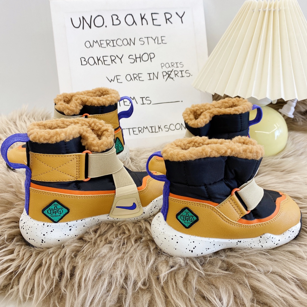 图片[9]-NK FA小飞碟雪地靴🛸24-37码 超洋气的羊羔绒小飞碟雪地靴👇🏻非常有设计感，上脚就是立马变身时尚小潮人。还很轻很软，好穿的呀！-选品中心