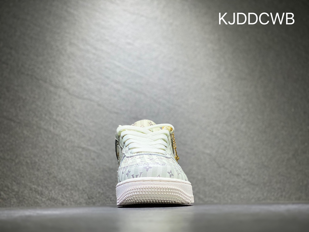 240 Nike Air Force 1 空军一号  DB2260-199