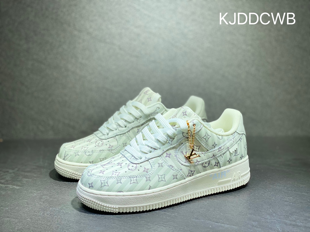 240 Nike Air Force 1 空军一号  DB2260-199