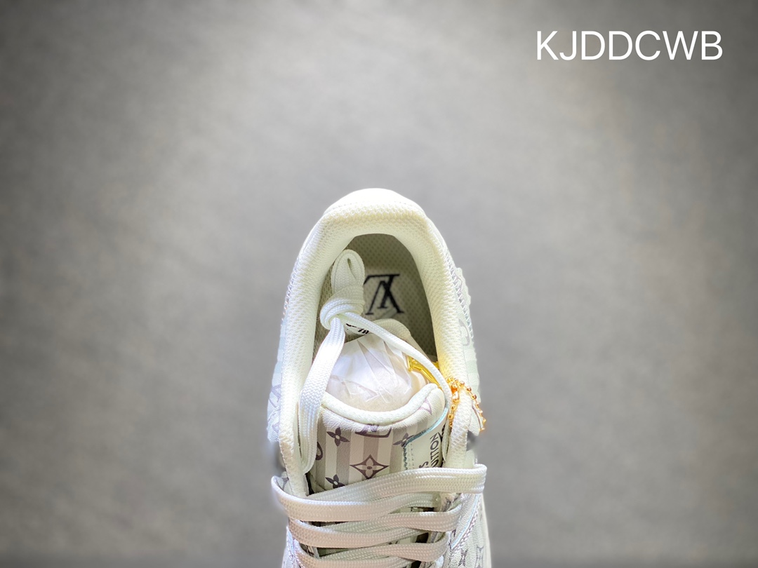 240 Nike Air Force 1 空军一号  DB2260-199