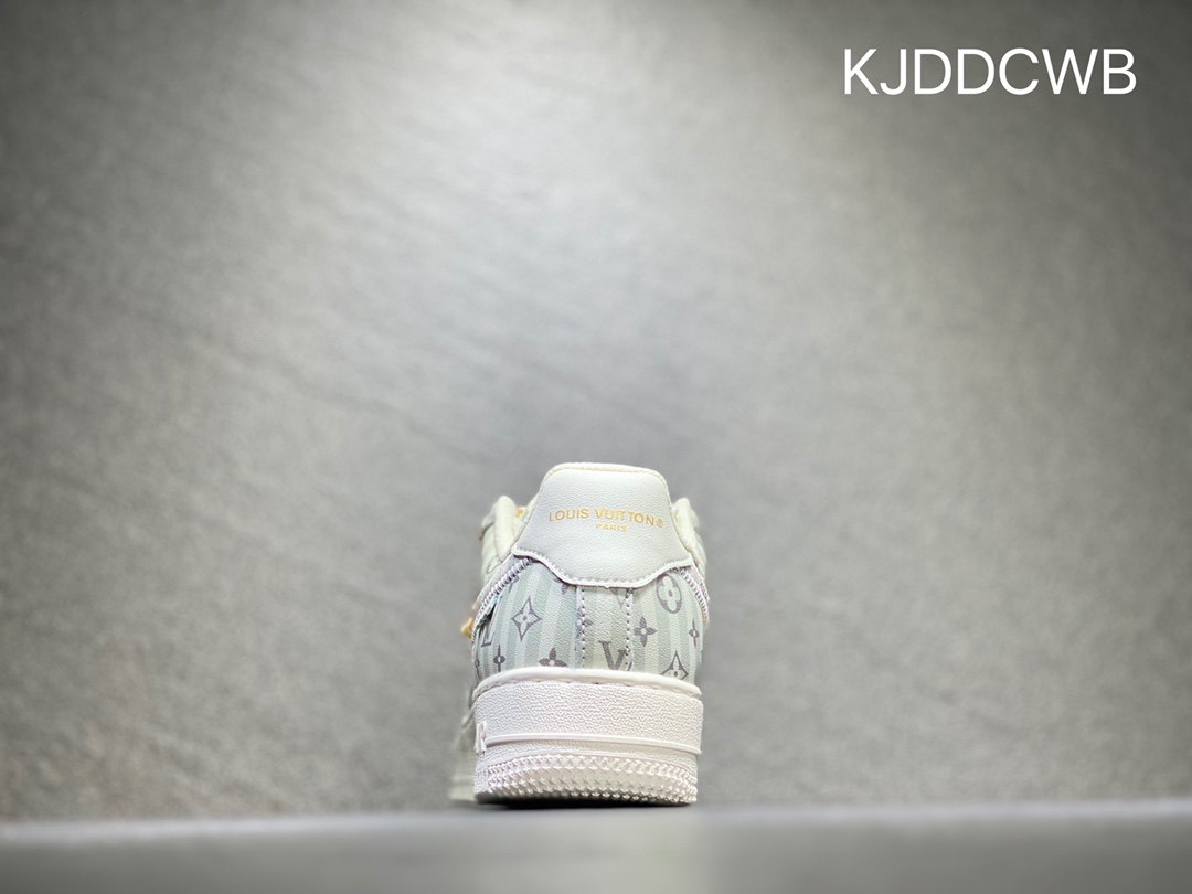 240 Nike Air Force 1 空军一号  DB2260-199