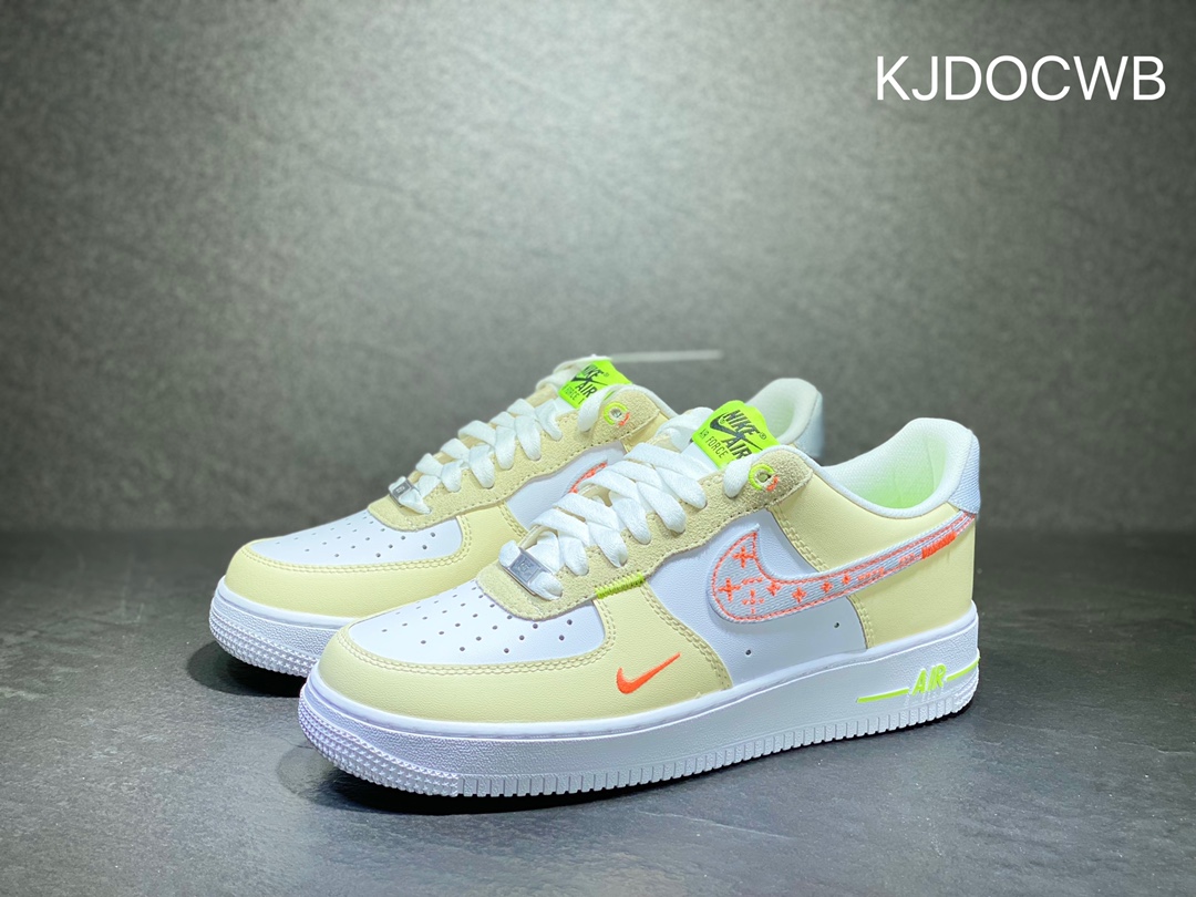 200 Nike Air Force 1 空军一号 FB1852-111