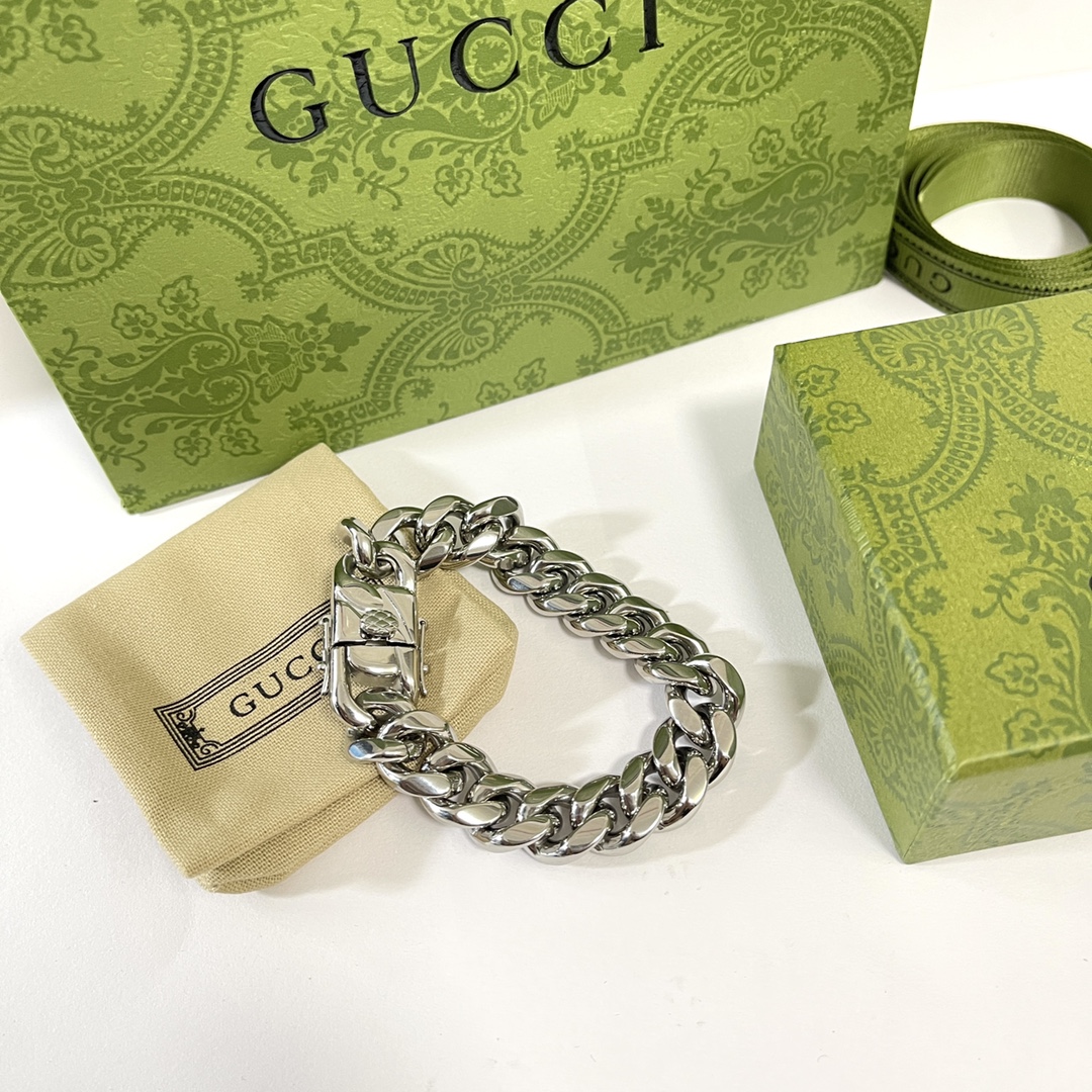 NO:110157,Gucci Gucci hits double G tag bracelet necklace European and American fashion personality versatile temperament, fine jewelry, gucci, gucci, bracelet19860909gucci古驰 爆款 双G吊牌手链颈链欧美时尚个性 气质百搭,饰品精品,gucci,gucci,bracelet,Jewelry
