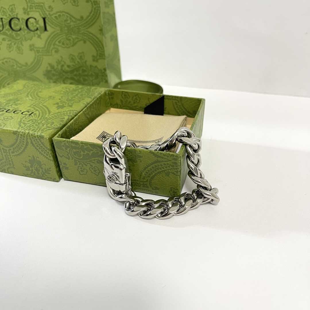 Gucci gucci古驰 双G吊牌手链颈链欧美 个性 气质百搭