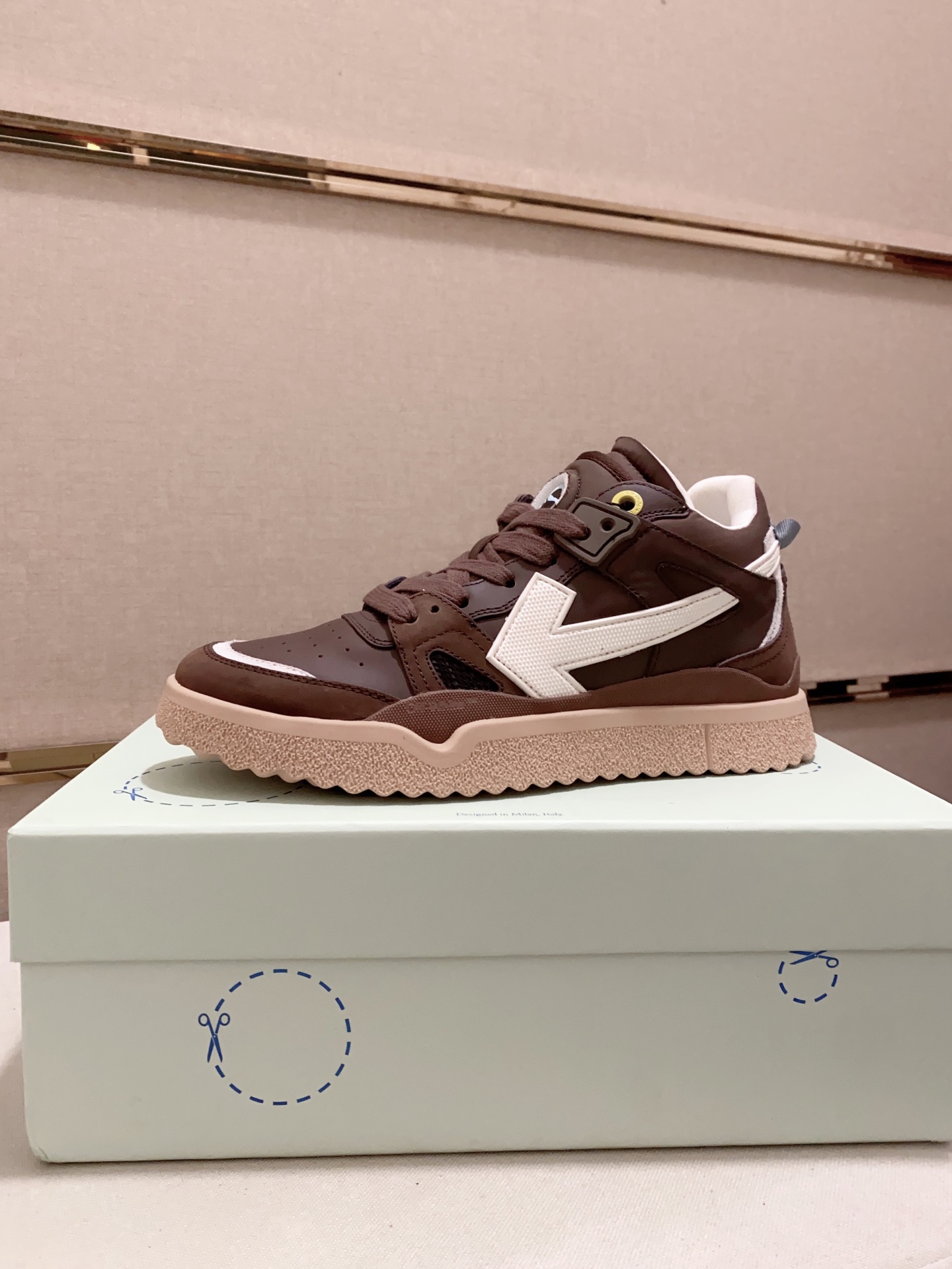 Factory price Couple models Off white explosive models of casual trainers Calidad única original de 