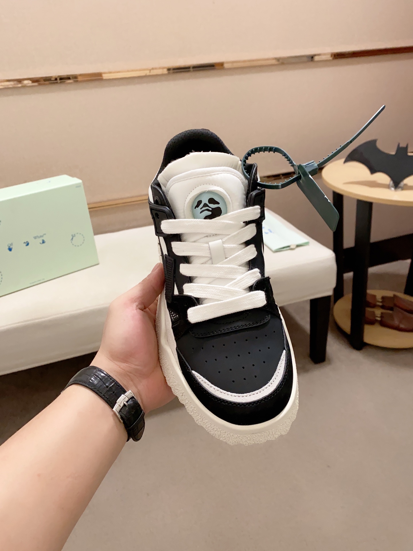 Factory price Couple models Off white explosive models of casual trainers Calidad única original de 