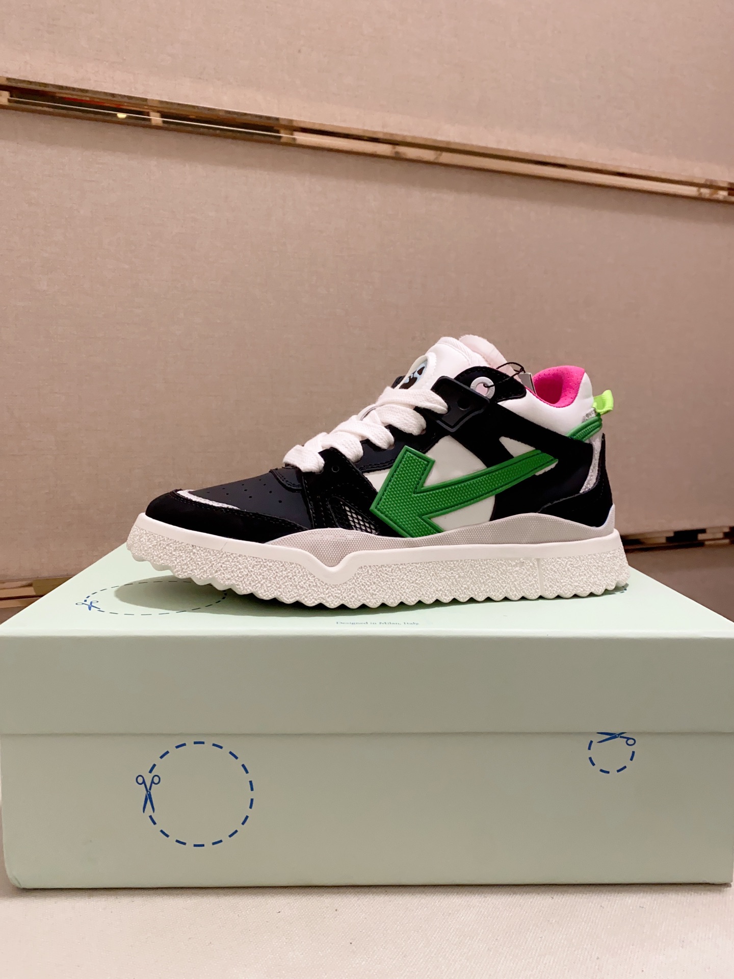 Factory price Couple models Off white explosive models of casual trainers Calidad única original de 